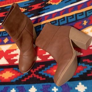 143 Girl Woman’s Cognac Boots 9M